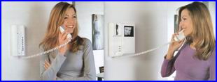 BPT audio és videós kaputelefon, akár több 100 lakásos kaputelefon rendszer. SYNERTECH színes, videós kaputelefon.