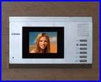 SYNERTECH színes, videós kaputelefon.